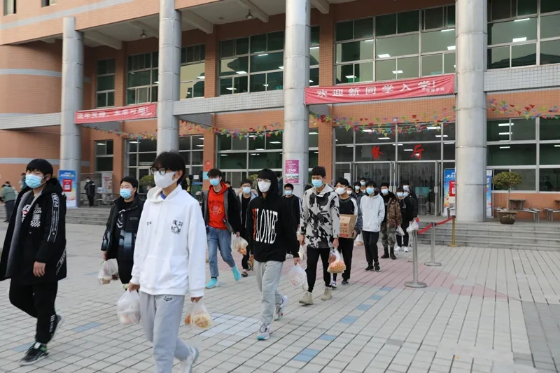 20220103_101217_089.jpg 20220103_101217_089.jpg