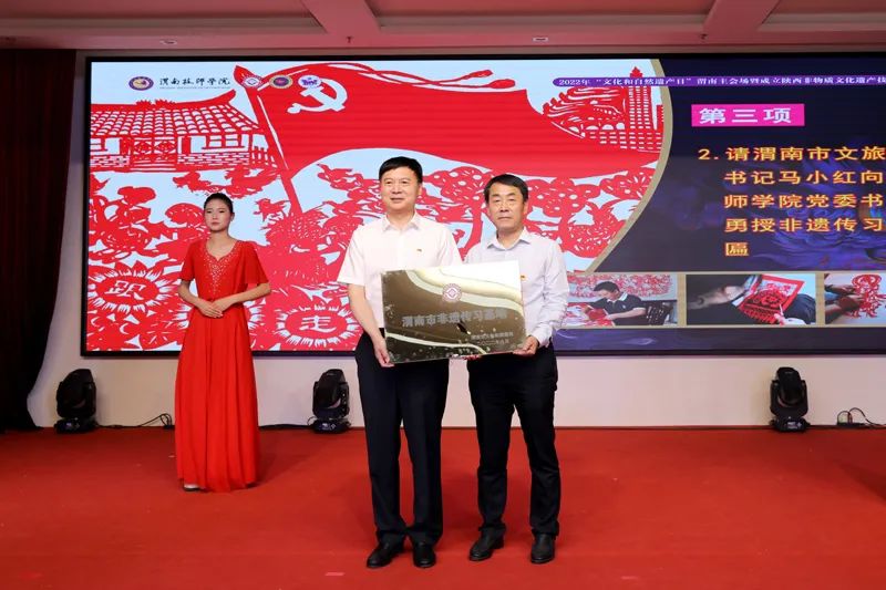 20220611_141350_053.jpg 20220611_141350_053.jpg