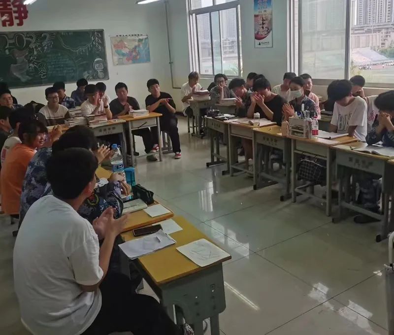 20220617_194847_001.jpg 20220617_194847_001.jpg