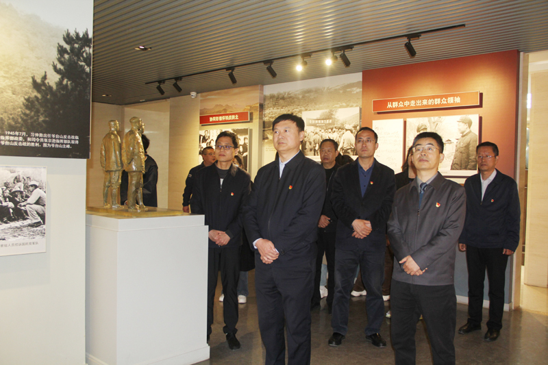 1-IMG_7428.JPG 1-IMG_7428.JPG