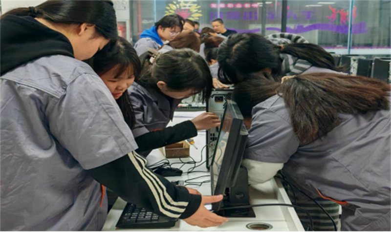 11-24電信工程系組織開展工學一體化課堂實施公開示范�?51.png 11-24電信工程系組織開展工學一體化課堂實施公開示范�?51.png